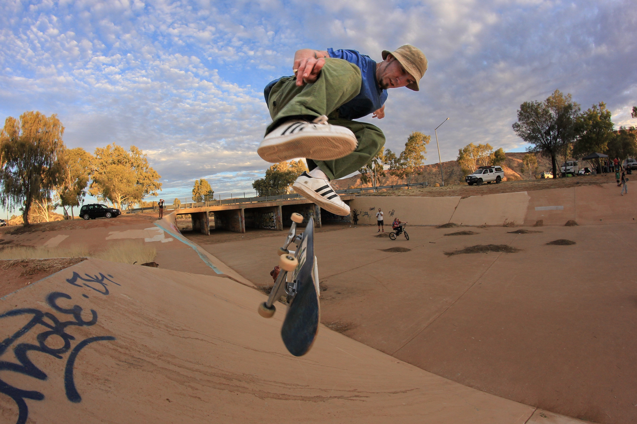 Tane Frontside Flip Drain